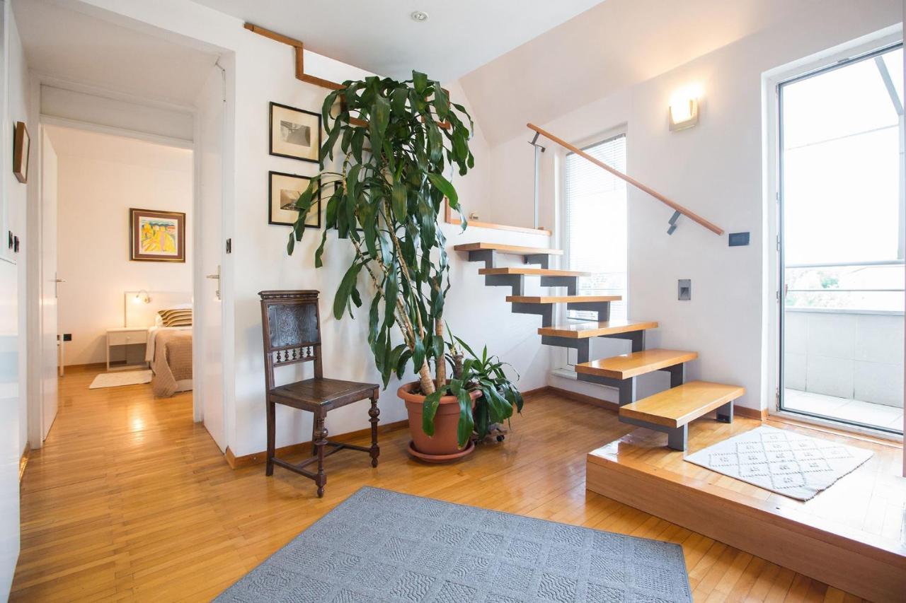 Penthouse Apartment With Private Parking Apartment